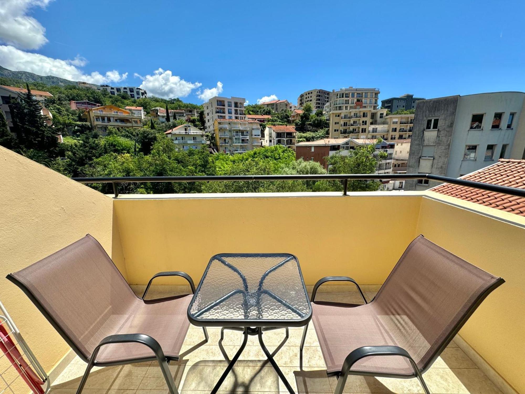 For-A Apartmani Becici  Exterior photo