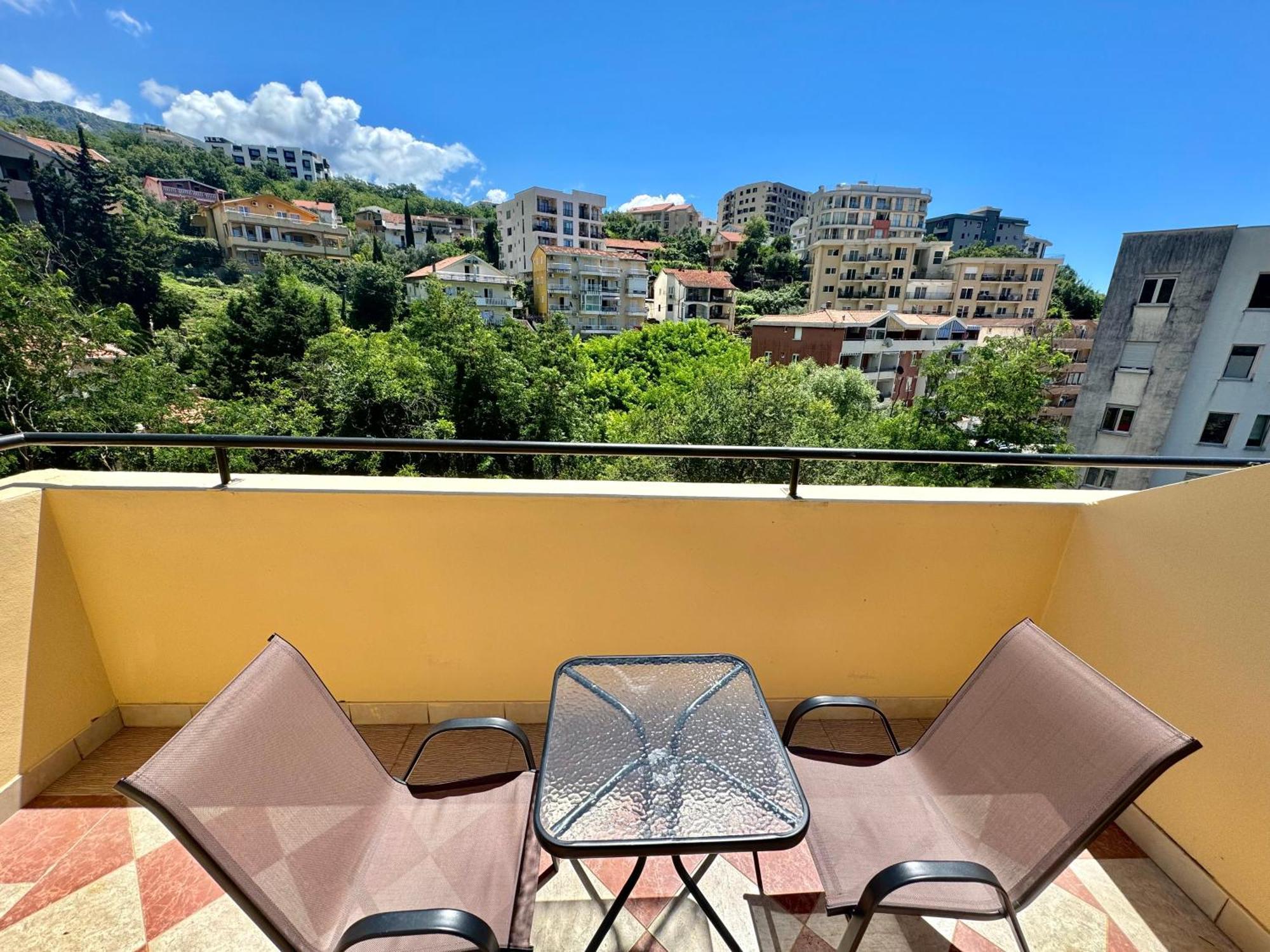 For-A Apartmani Becici  Exterior photo